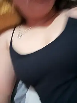 -Lanaa-: онлайн-секс-чат