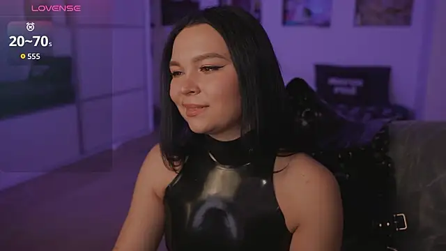 Dominatrix_Alice Chat XXX in diretta