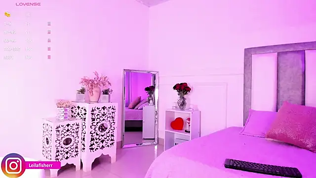 Leilafisherr élő XXX-chatje