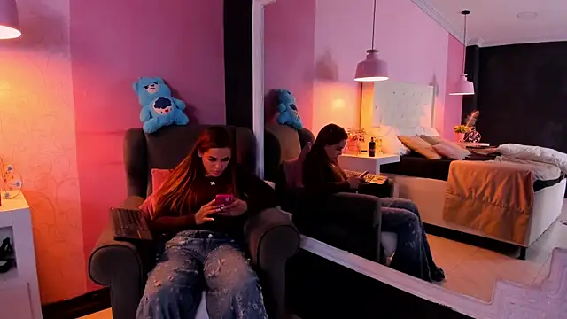 Chat +18 de EmiilyMoss ao vivo