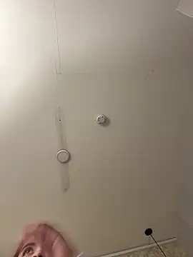 Chatroom XXX en direct de Emilia_Bakerr