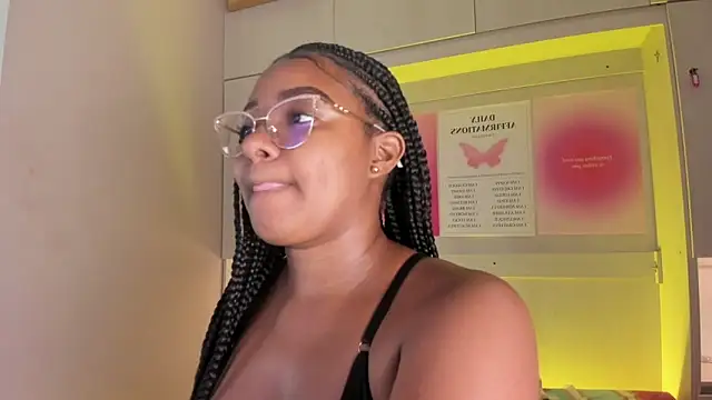 XXX chat uživo modela tamaraa_smiith