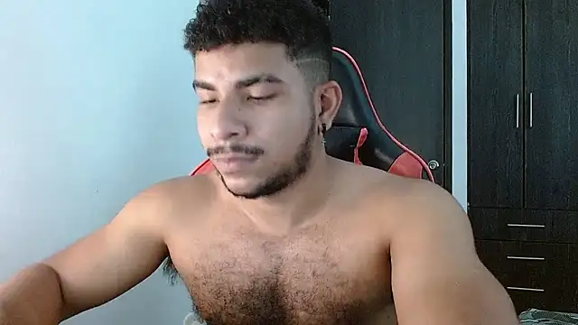 Javier_Hot27_'s Live XXX Chat