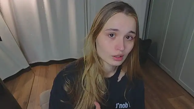 Онлайн чат XXX lisa_schiele