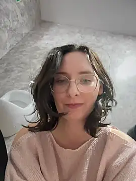 The_Snowwhitee live XXX chat