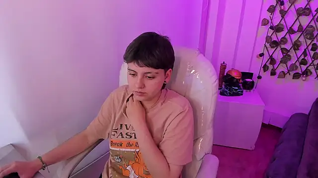 Nathaly_ds' Live XXX Chat