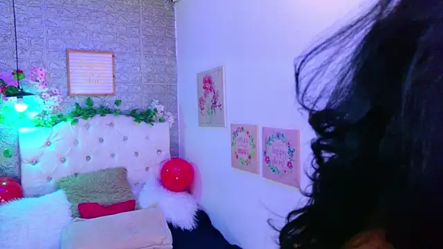 REDHOTTER_ – Naživo XXX chat