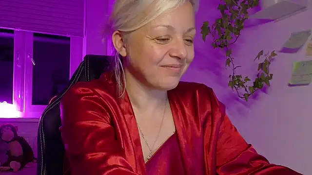 Linsy_Kim élő XXX-chatje