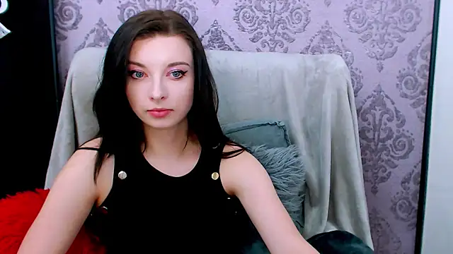 دردشة DominantLuna الجنسية المباشرة