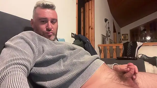 marcovik1 Show Webcam