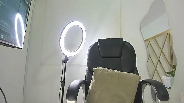 دردشة Selenaasm الجنسية المباشرة