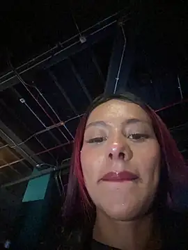 Emily-Fire's Live XXX Chat