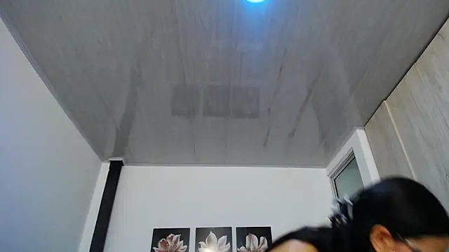 pinky_f00x élő XXX-chatje