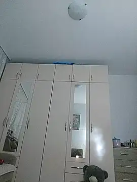 visnjica's Live XXX Chat