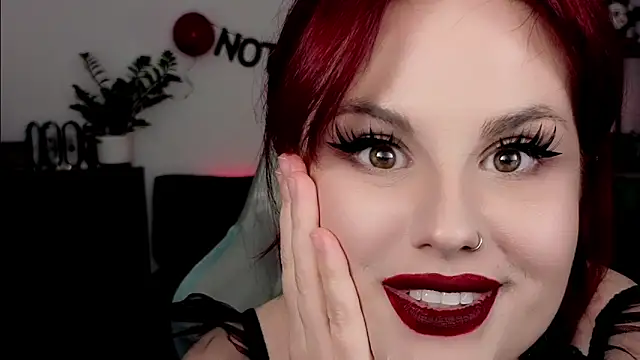 แชท XXX สดของ Della_Ideal