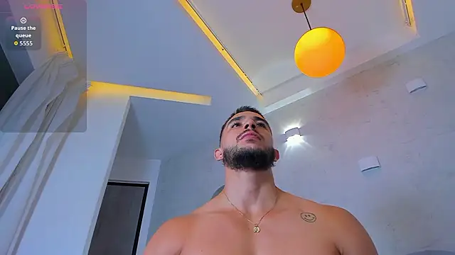 XXX chat uživo modela Scottfishcer1