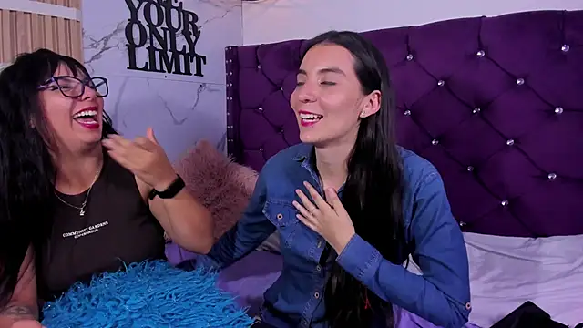 Valkiria-and-Dione Obrolan Langsung XXX