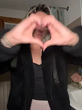 Chat XXX Live petrouchkaaa_