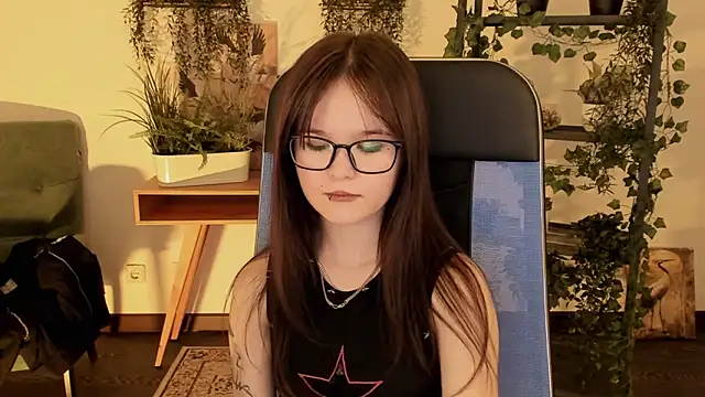 Elainebeness' Live XXX Chat