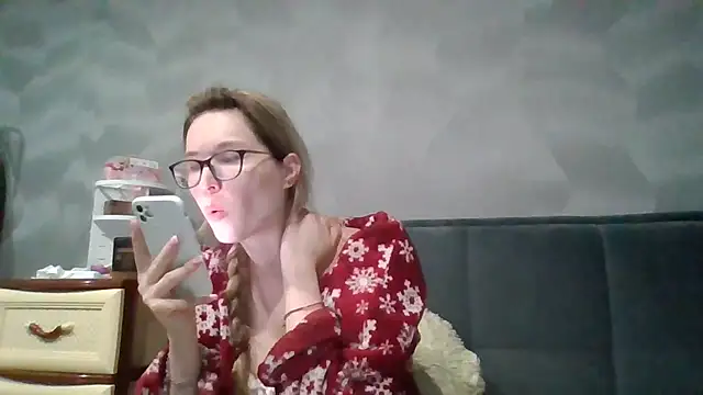 Jugira Adlı Modelin Canlı XXX Sohbeti