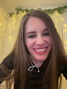 LucieMack Adlı Modelin Canlı XXX Sohbeti