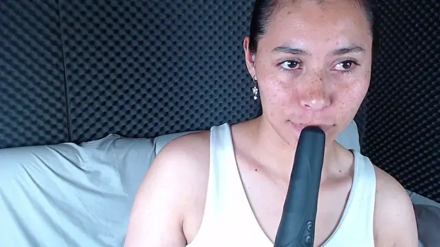 Chatroom XXX en direct de _joy_yva