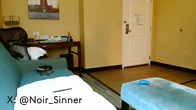 sinnernoir's Webcam Show