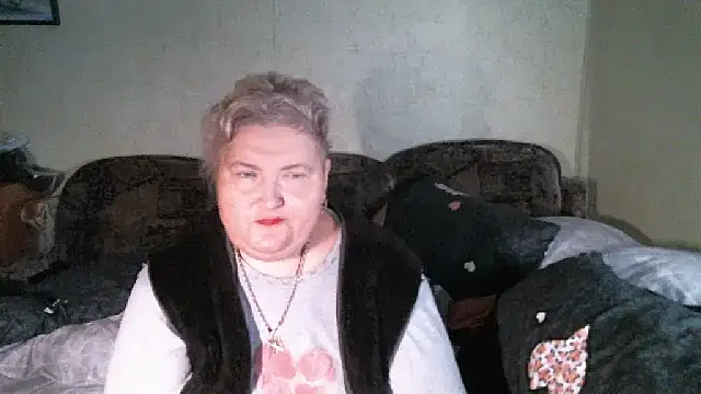 Lana555 即時 XXX 聊天