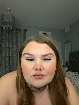 Chatroom XXX en direct de BeeMay22