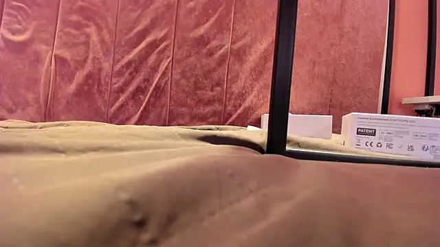 แชท XXX สดของ PamelaRed_