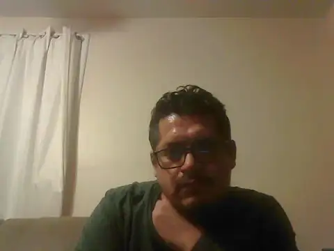 XxXCharlyXxX Show in webcam