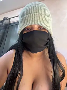 Nabila-hanouna Chat XXX in diretta