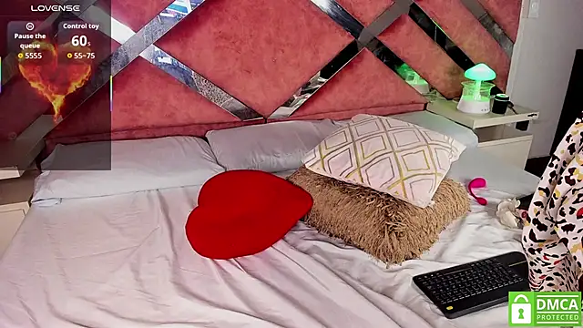 Lily_Queen30 élő XXX-chatje