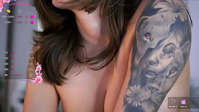 BabbyAisha: απευθείας συνομιλία ΧΧΧ