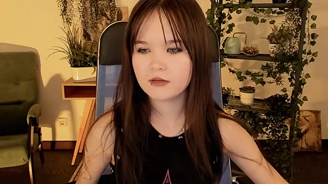 دردشة Elainebeness الجنسية المباشرة