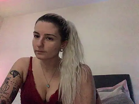 Chat +18 de xxamyleighxx ao vivo