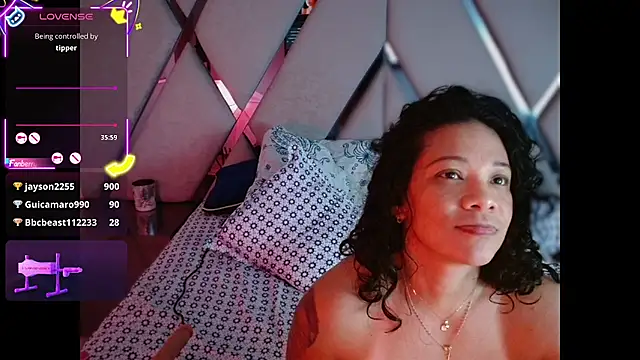 Chat +18 de paula_daniela1 ao vivo