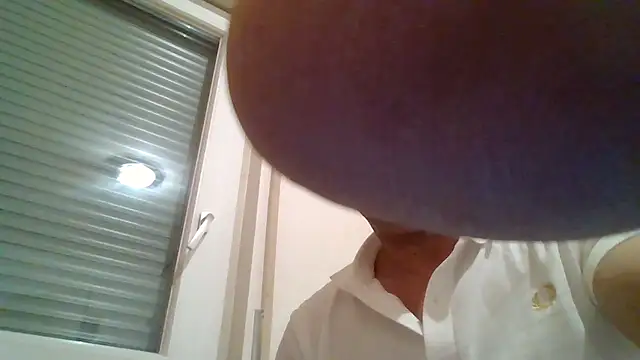 SuddenButaneのライブXXXチャット