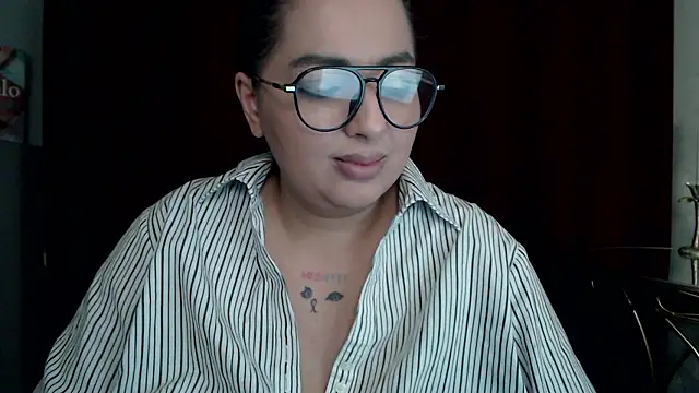 Chat XXX en directo de BustyAllyy