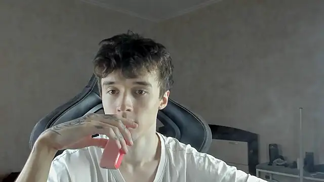 MasonWarholl 网络视讯表演