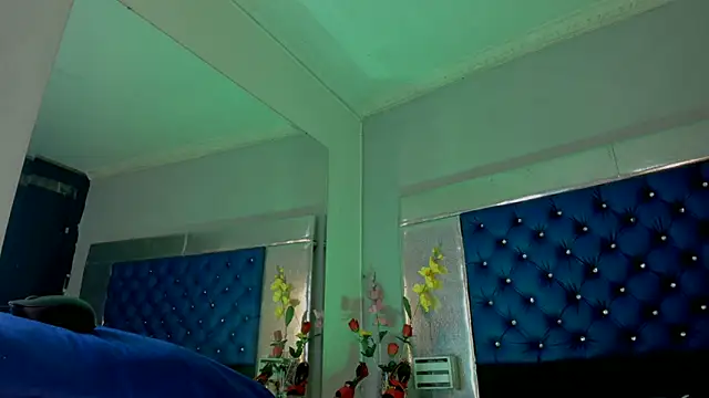 Eyleen_Santos Adlı Modelin Canlı XXX Sohbeti