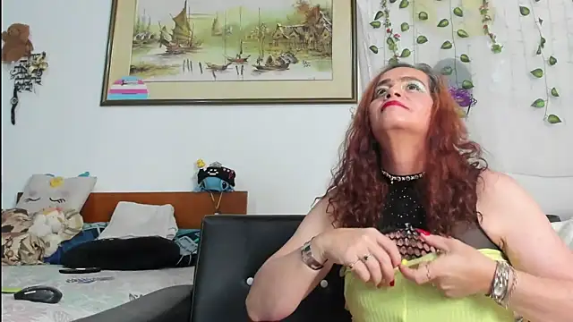 Mishell_Bons Adlı Modelin Canlı XXX Sohbeti