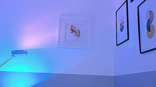 Chat +18 de cutepetitee ao vivo