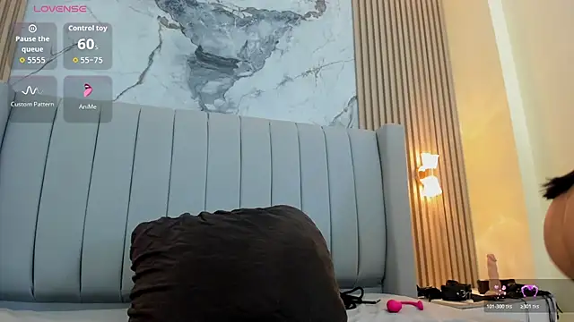 QUEEN_PERVERSE: онлайн-секс-чат