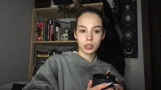 Yuna5343: онлайн-секс-чат