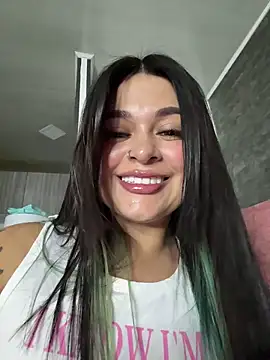 Saray_charmanteのライブXXXチャット