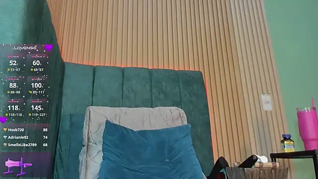 XXX chat uživo modela EvelynFoxx-