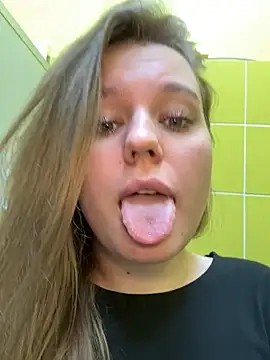 Chat +18 de Agatha_Gris ao vivo