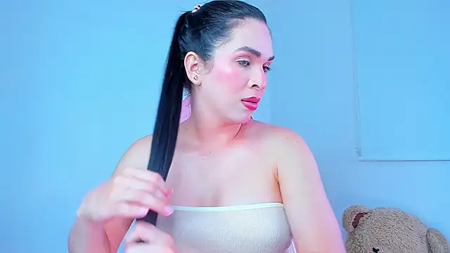 Ariana_f Adlı Modelin Canlı XXX Sohbeti