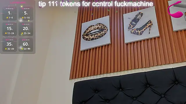 squirt_teen 现场XXX聊天